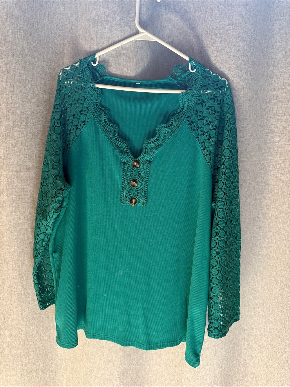 Green Lace-Detail Women's Top - Unknown Brand